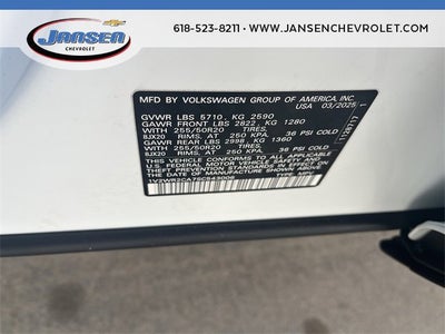 2025 Volkswagen Atlas 2.0T SE w/Technology