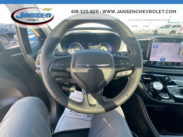 2025 Chrysler Pacifica Limited