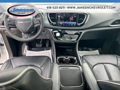 2025 Chrysler Pacifica Limited