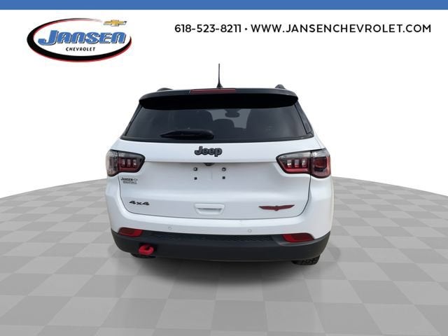 2025 Jeep Compass Trailhawk