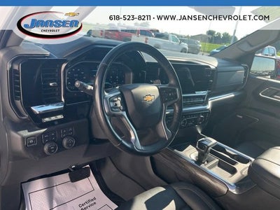 2025 Chevrolet Silverado 1500 LTZ