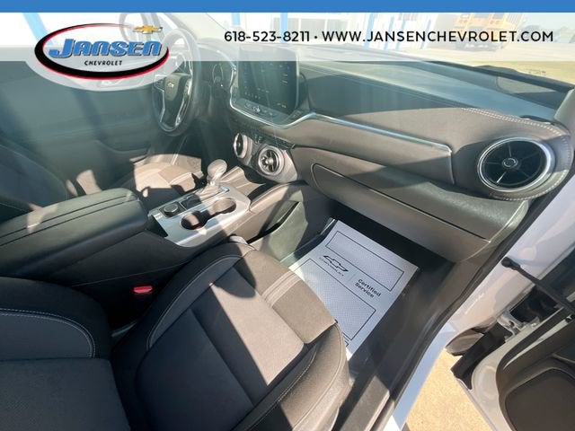 2025 Chevrolet Blazer LT