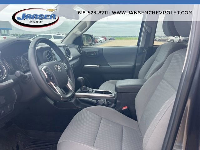 2022 Toyota Tacoma 4WD SR5